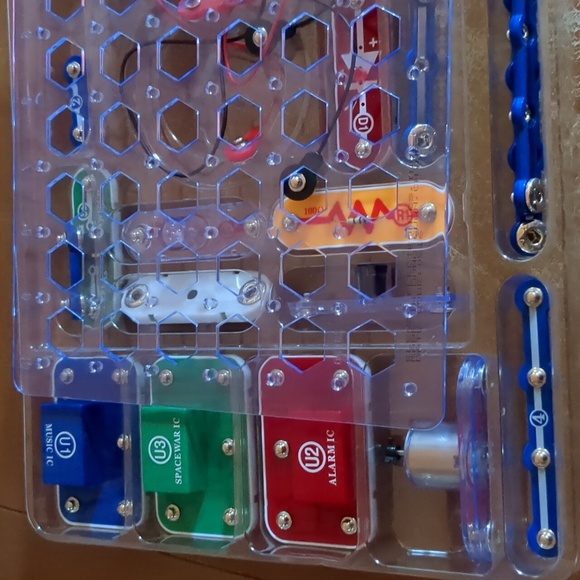 Pre Owned Elenco Electronics Snap Circuits Jr SC-100 - Picture 2 of 7